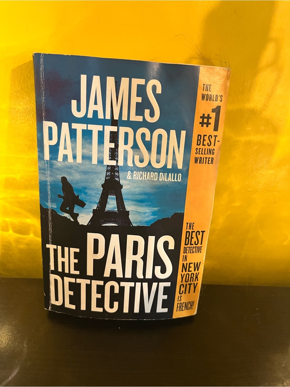 James Patterson - The Paris Detective (Blue & Yellow Cover)